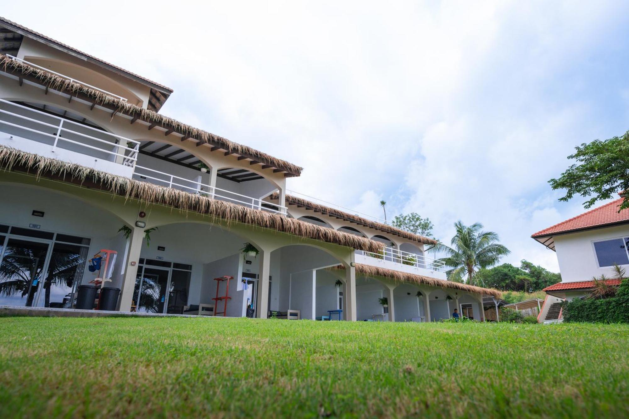 Baan Jai Dee Beach Front Hotel Wok Tum Exterior photo